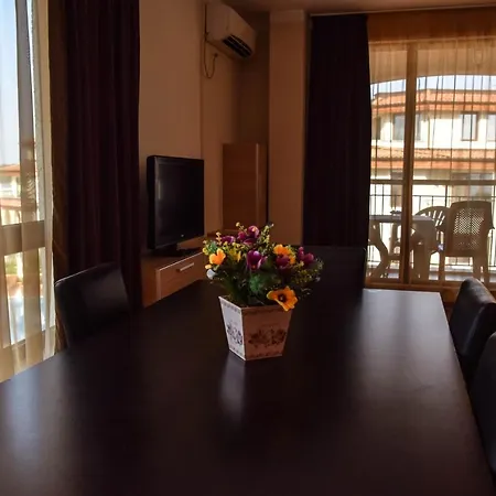 Sea Club Sarafovo Apartamento *